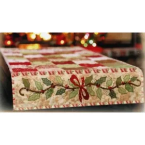 Shabby Fabrics Holly & Berries Table Runner patroon