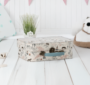Maileg Suitcase with Fabric Horses