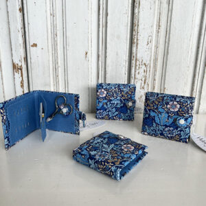 Hobby Gift William Morris Woodblock Floral Naaldenboekje
