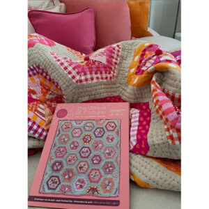 Cosy by Jet Wheel of Fortune Quilt